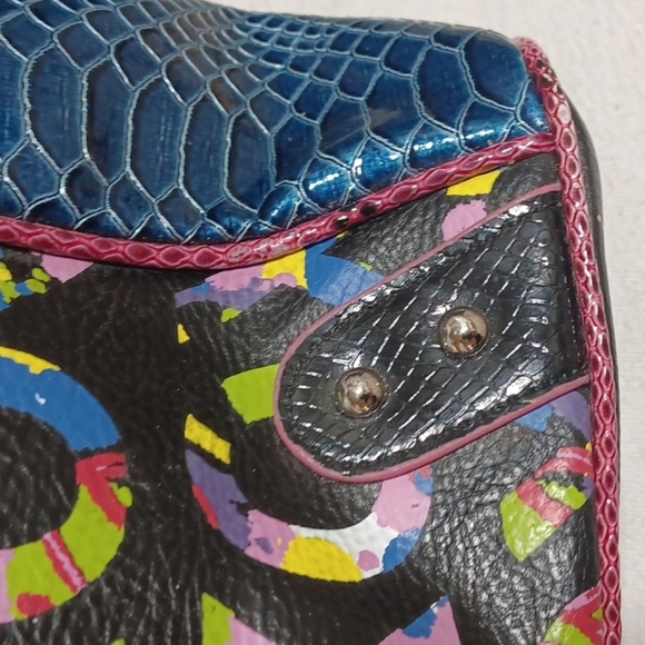 XOXO handbag - Picture 9 of 14